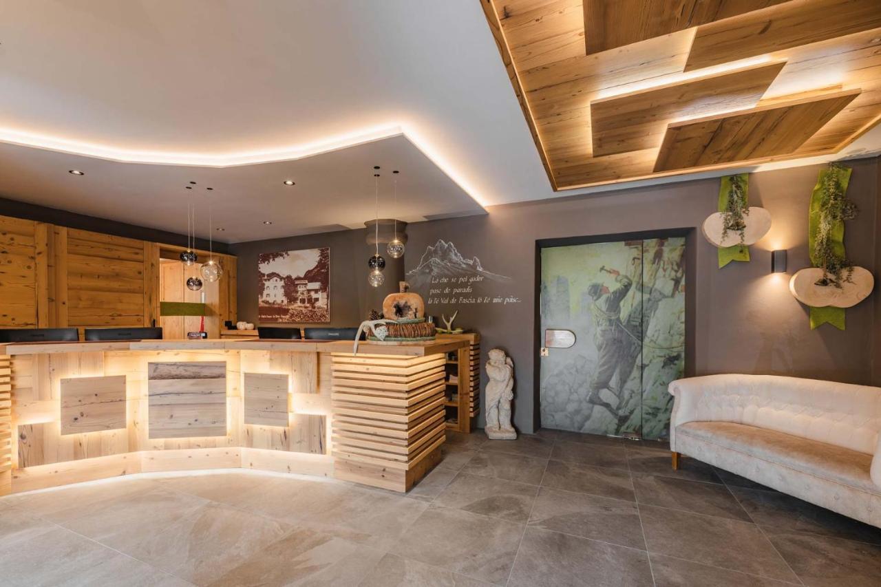 Villa Mitzi Pozza di Fassa Εξωτερικό φωτογραφία